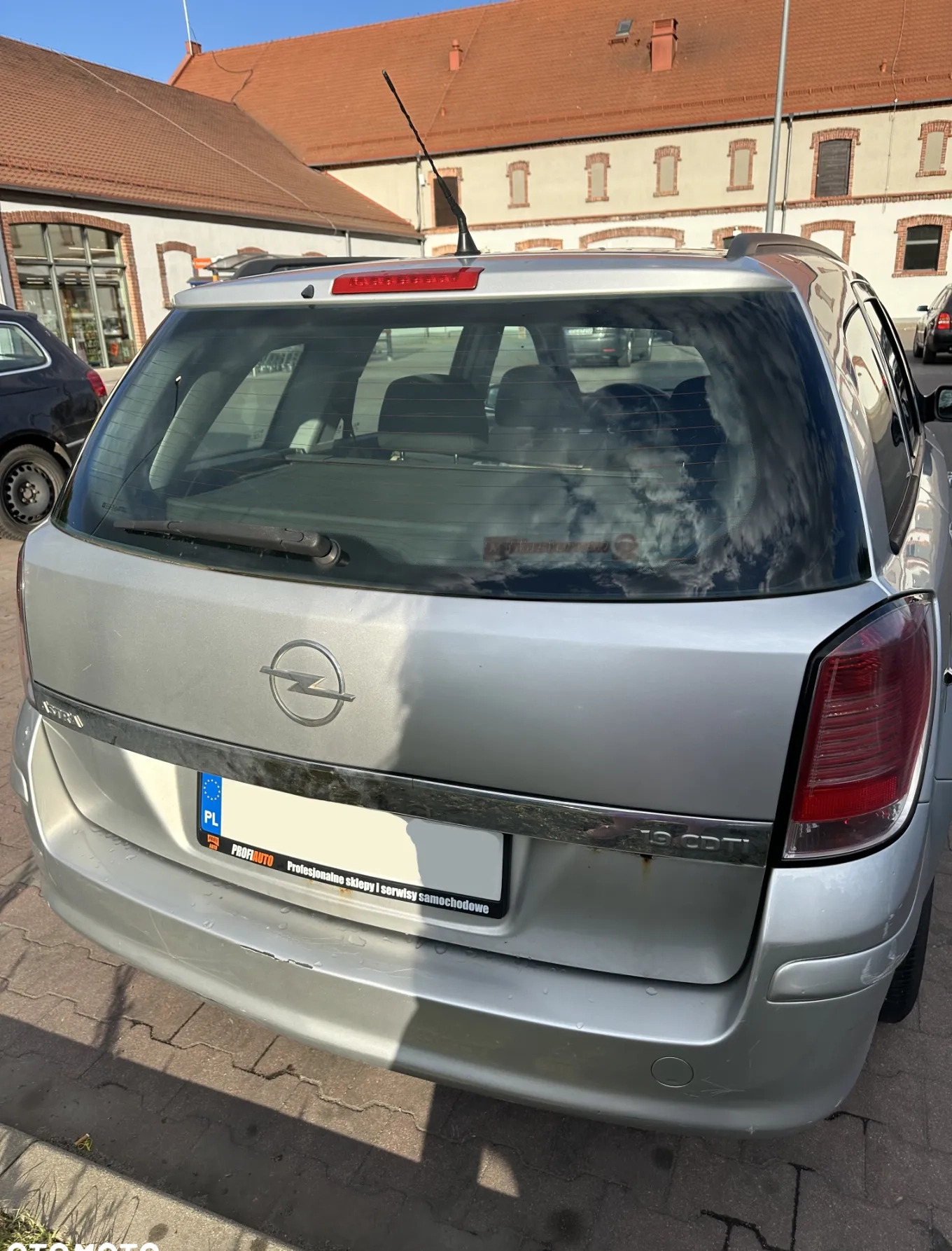 Opel Astra cena 7650 przebieg: 225000, rok produkcji 2005 z Wrocław małe 781